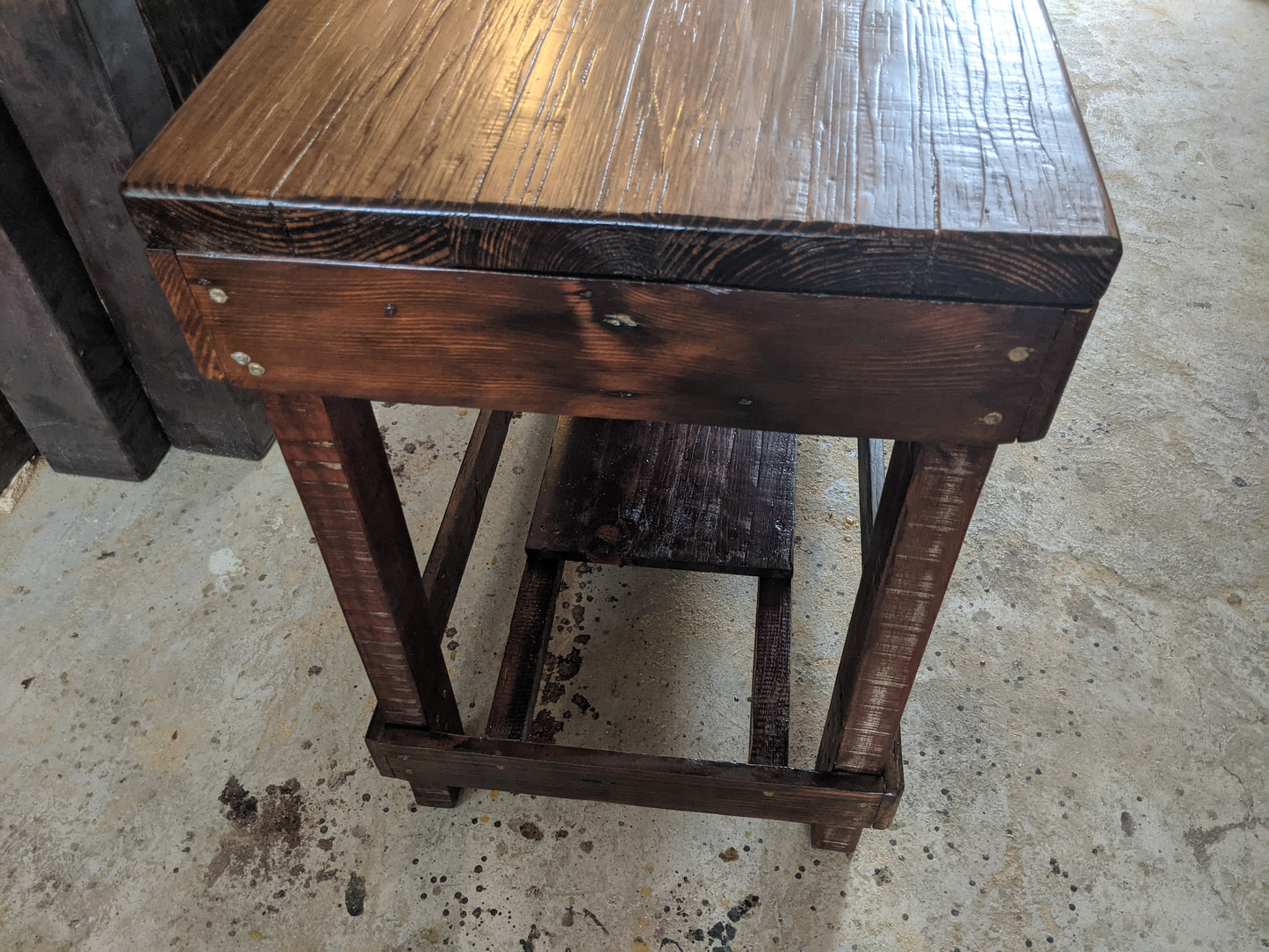 Entry table Large display