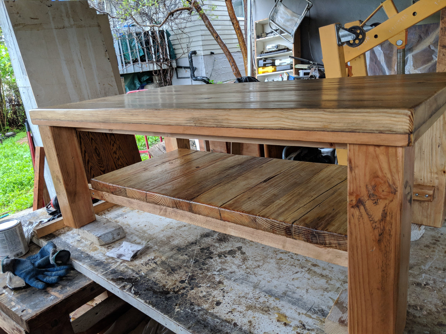 Coffee table natural color